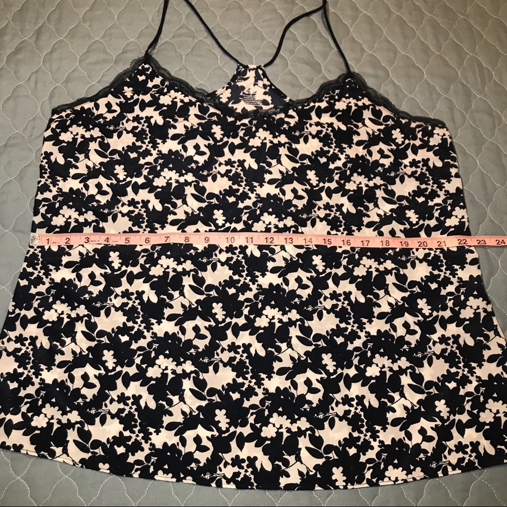 Women’s NY&Co Floral and Lace Cami Tank - Picture 10 of 13